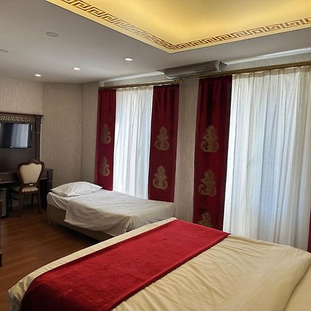 Napolyon Hotel Istanboel Buitenkant foto