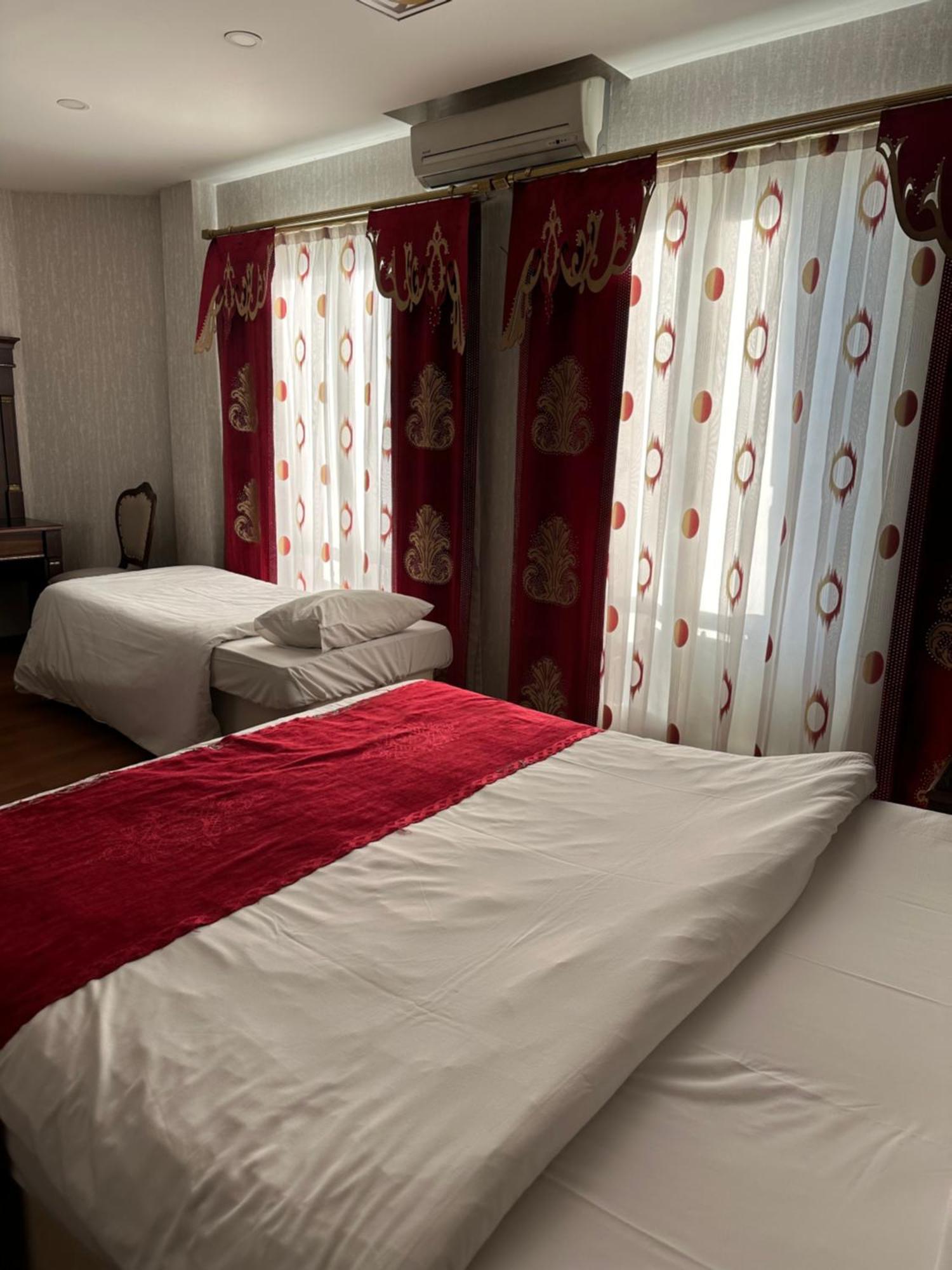 Napolyon Hotel Istanboel Buitenkant foto