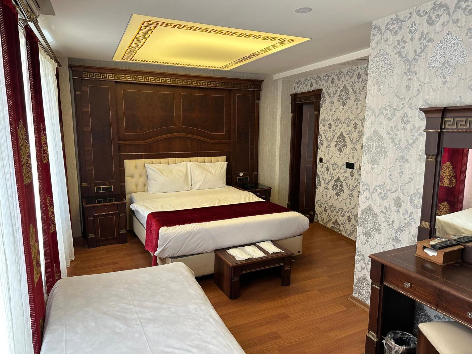 Napolyon Hotel Istanboel Buitenkant foto